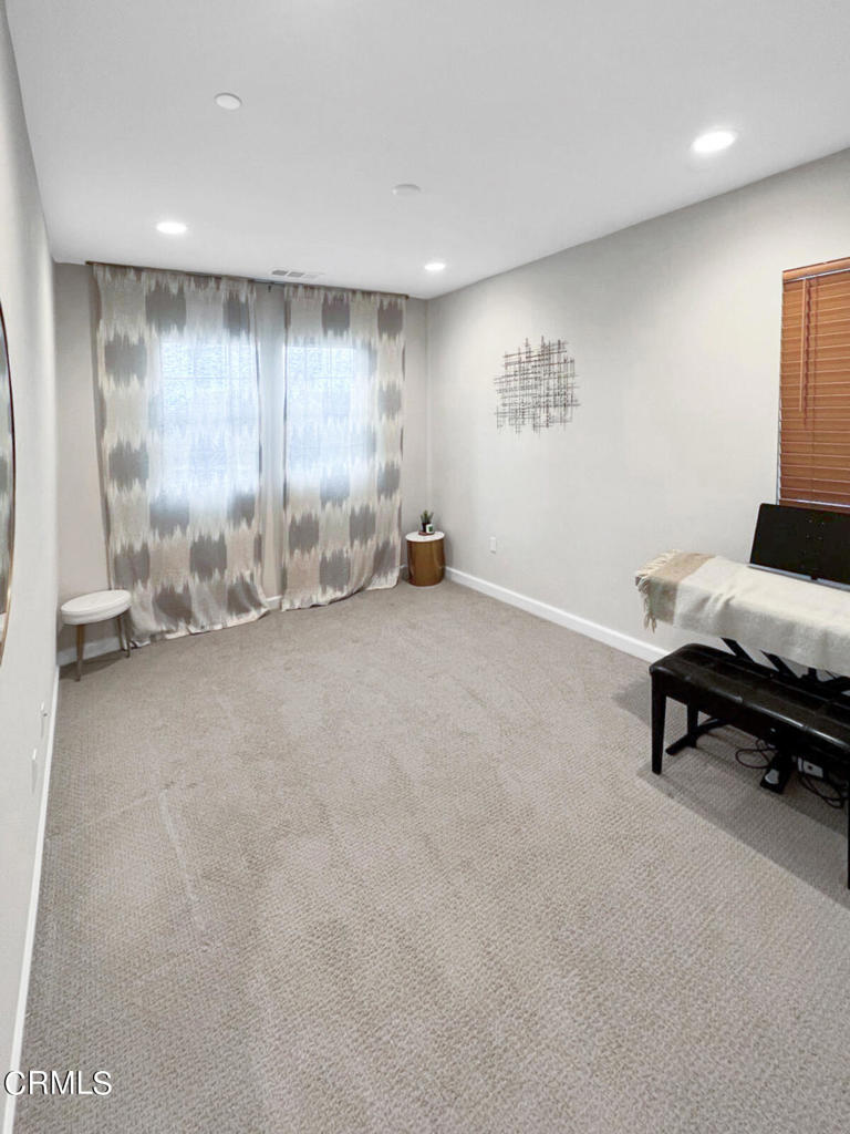 1653 Range Road Oxnard, CA 93036 - Photo 14 of 31