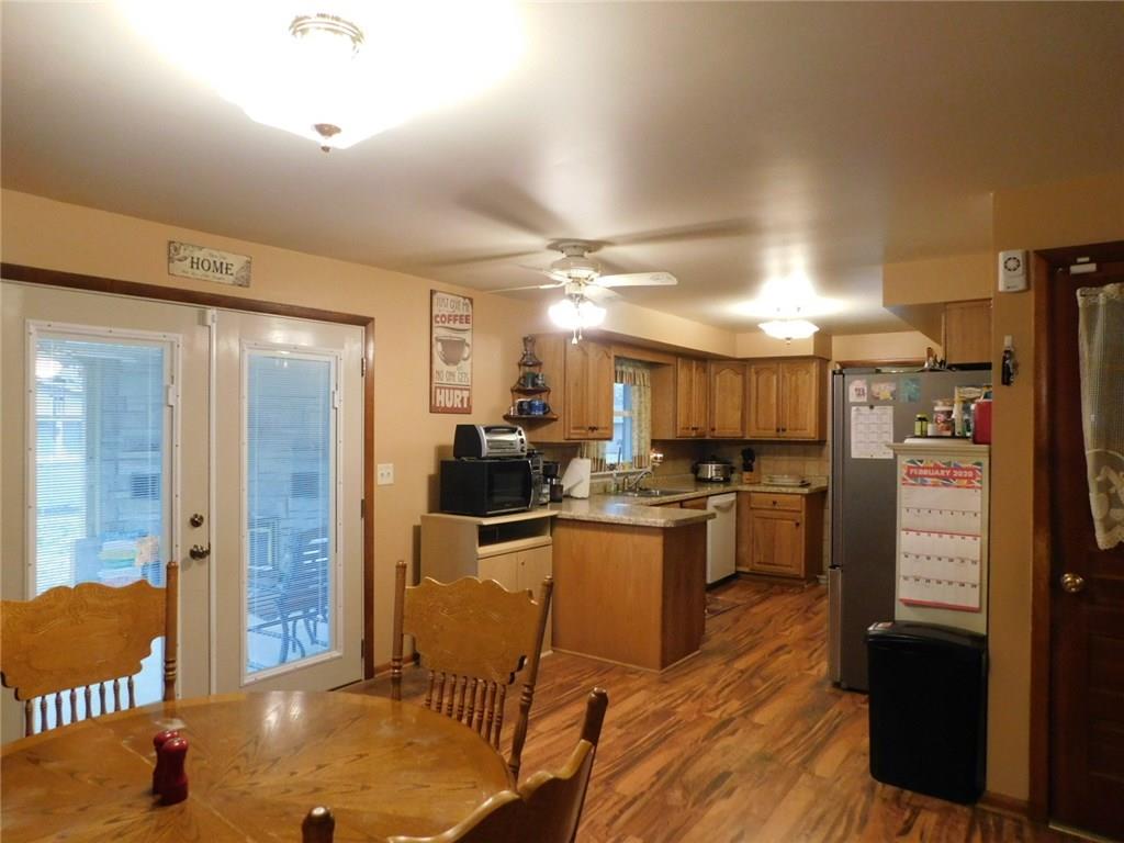 805 Ridgeway Avenue Columbus, IN 47203 - Photo 12 of 28