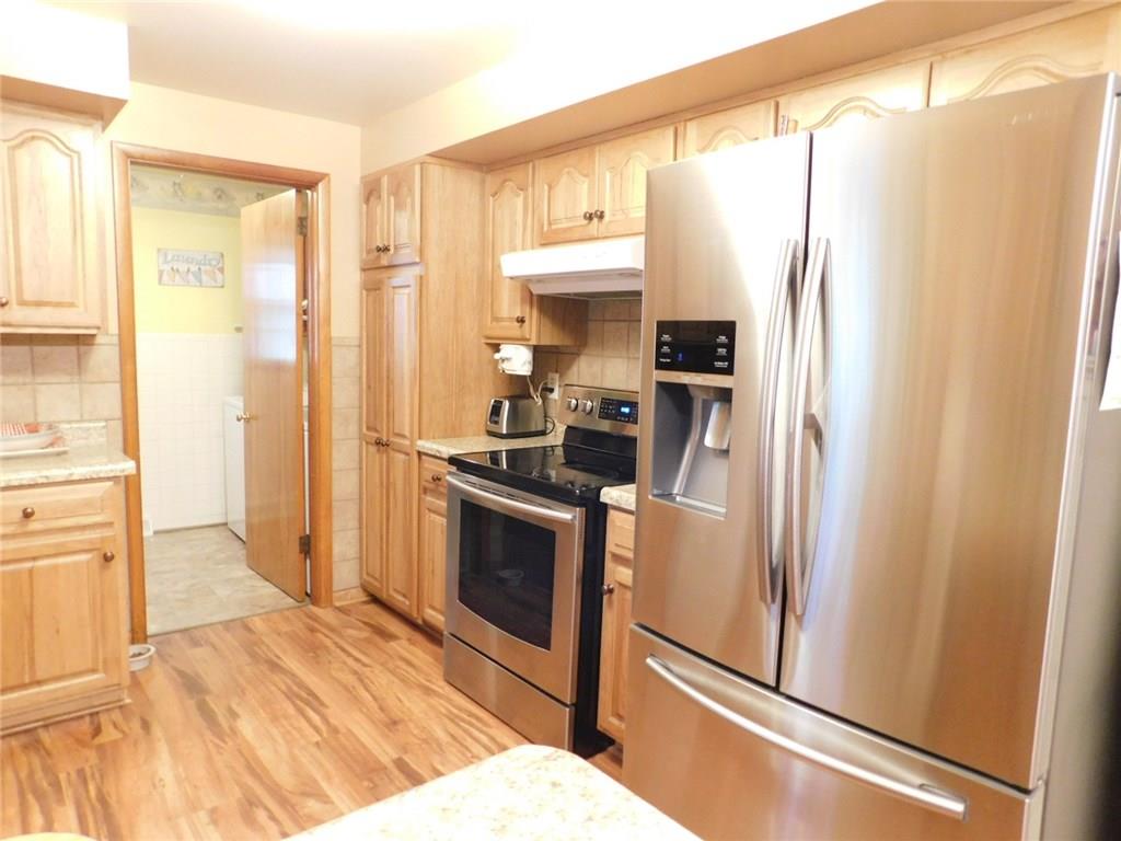 805 Ridgeway Avenue Columbus, IN 47203 - Photo 14 of 28
