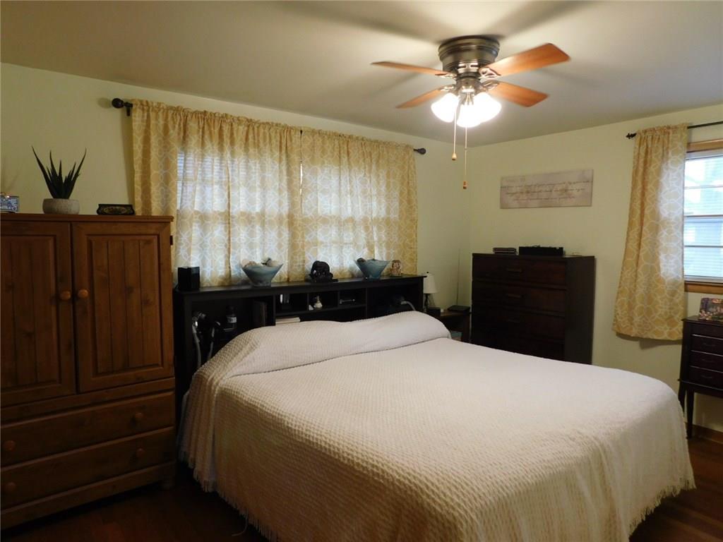 805 Ridgeway Avenue Columbus, IN 47203 - Photo 17 of 28