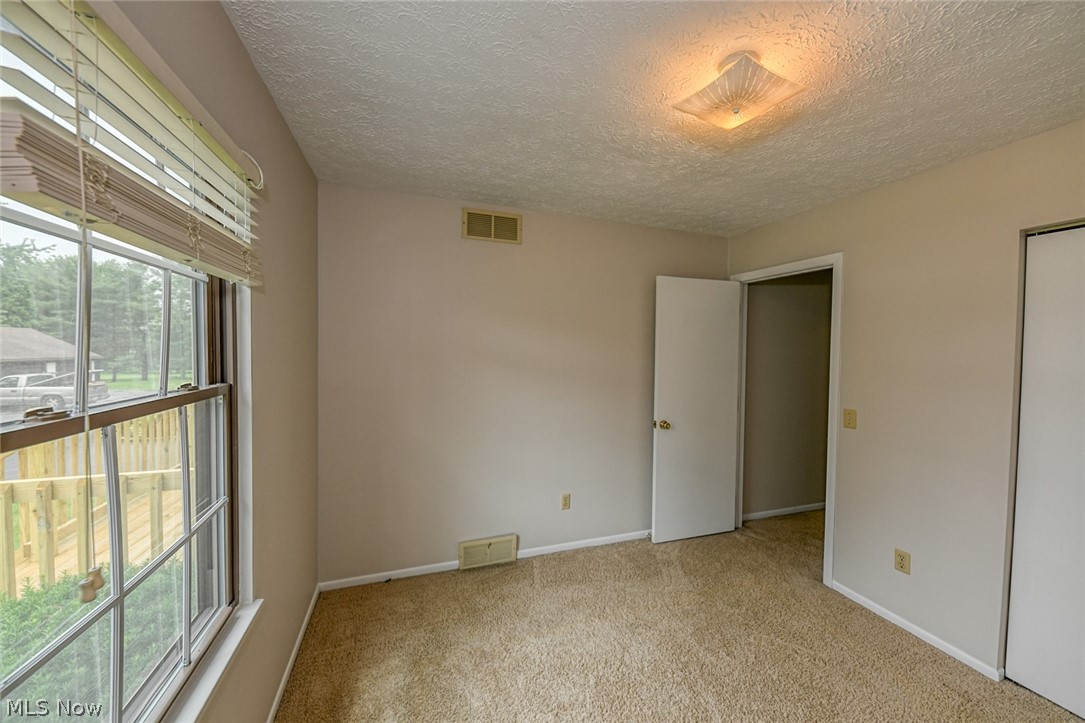 6710 Hills And Dales Road Northwest Canton, OH 44708 - Photo 13 of 24 Gallery Image 13