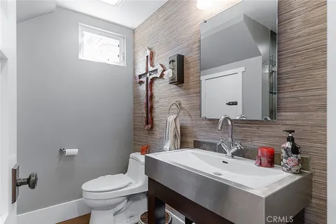 a view of washer and dryer