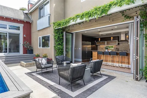 $3,200,000 | 291 Argonne Avenue, Long Beach, CA 90803
