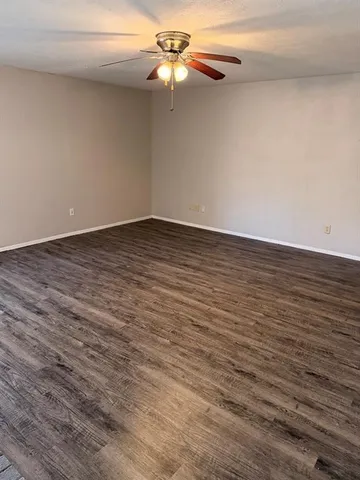 $1,950 | 1722 Dorchester Drive, Arlington, TX 76014