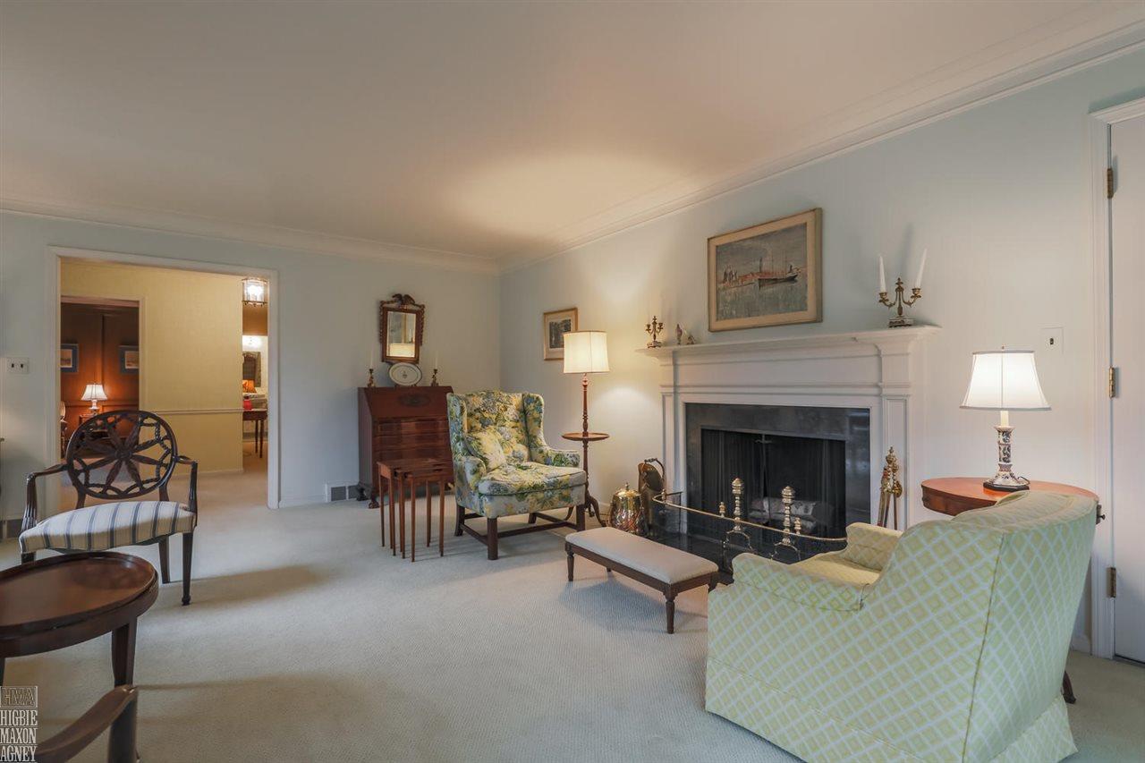 82 Cloverly Road Grosse Pointe Farms, MI 48236 - Photo 5 of 40