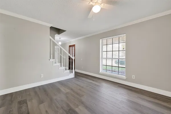 $2,400 | 4002 Cedar Ridge Court, Houston, TX 77082