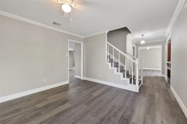 $2,400 | 4002 Cedar Ridge Court, Houston, TX 77082