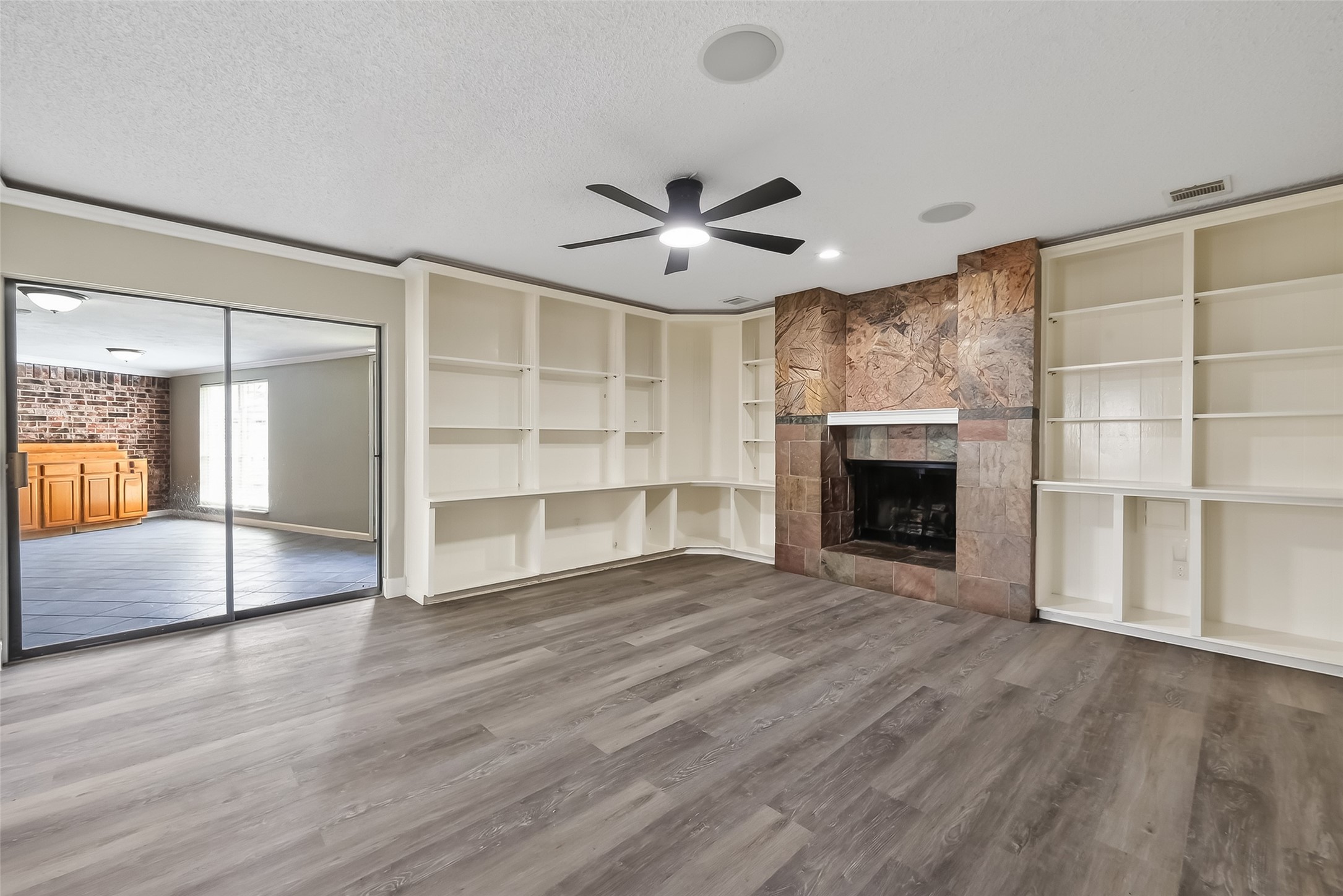 4002 Cedar Ridge Court Houston, TX 77082 - Photo 16 of 43