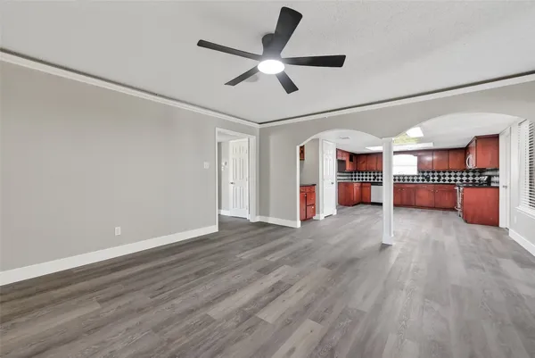 $2,400 | 4002 Cedar Ridge Court, Houston, TX 77082