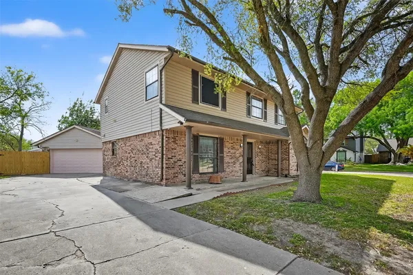 $2,400 | 4002 Cedar Ridge Court, Houston, TX 77082