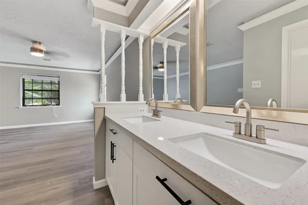 $2,400 | 4002 Cedar Ridge Court, Houston, TX 77082