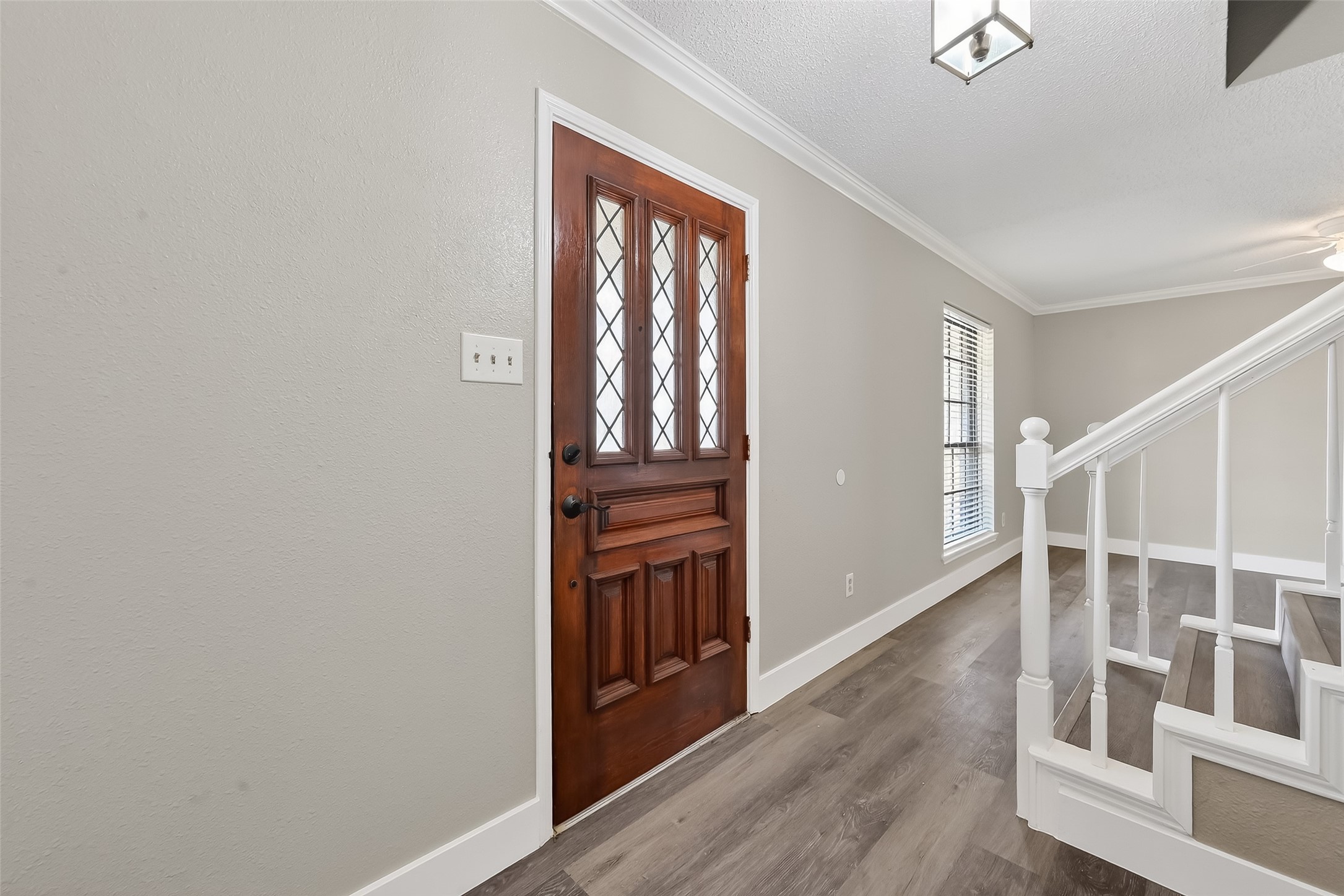 4002 Cedar Ridge Court Houston, TX 77082 - Photo 6 of 43