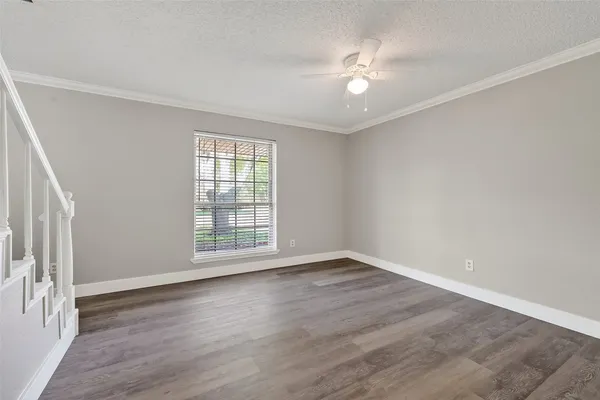 $2,400 | 4002 Cedar Ridge Court, Houston, TX 77082