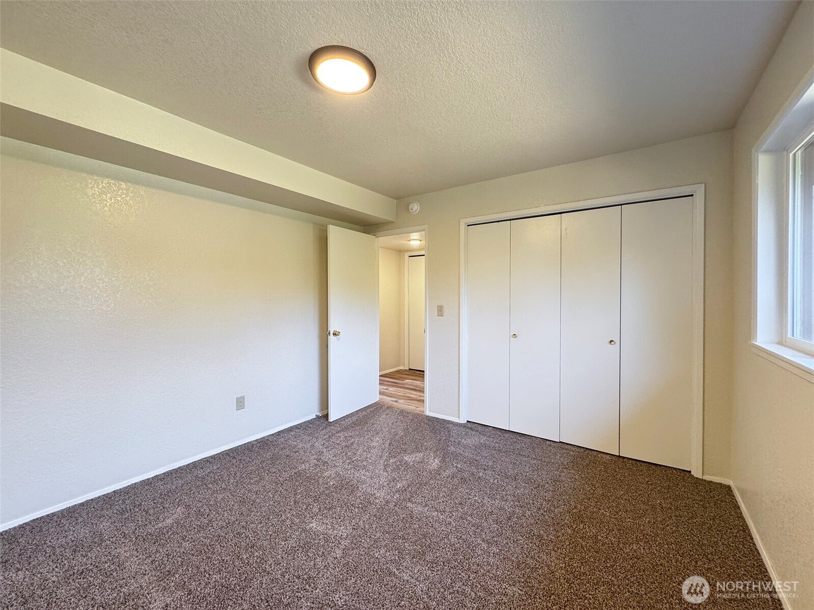 1212 Craig Avenue, Unit 3 Port Angeles, WA 98362 - Photo 27 of 38 a view of an empty room