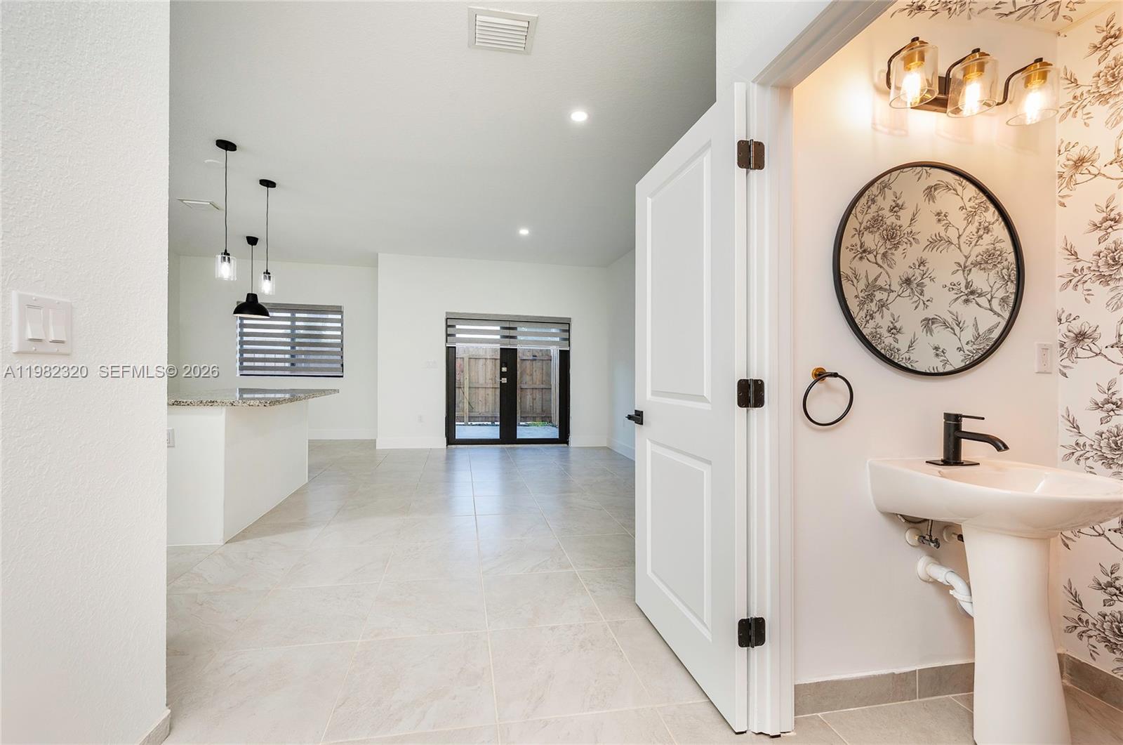 13353 Southwest 250th Terrace Homestead, FL 33032 - Photo 9 of 24