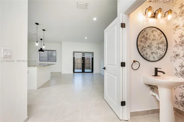 $2,800 | 13353 Southwest 250th Terrace, Homestead, FL 33032