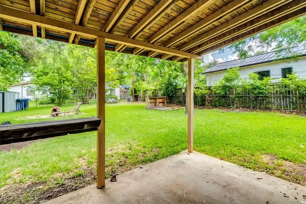 $2,095 | 1800 Forestglade Drive, Austin, TX 78745