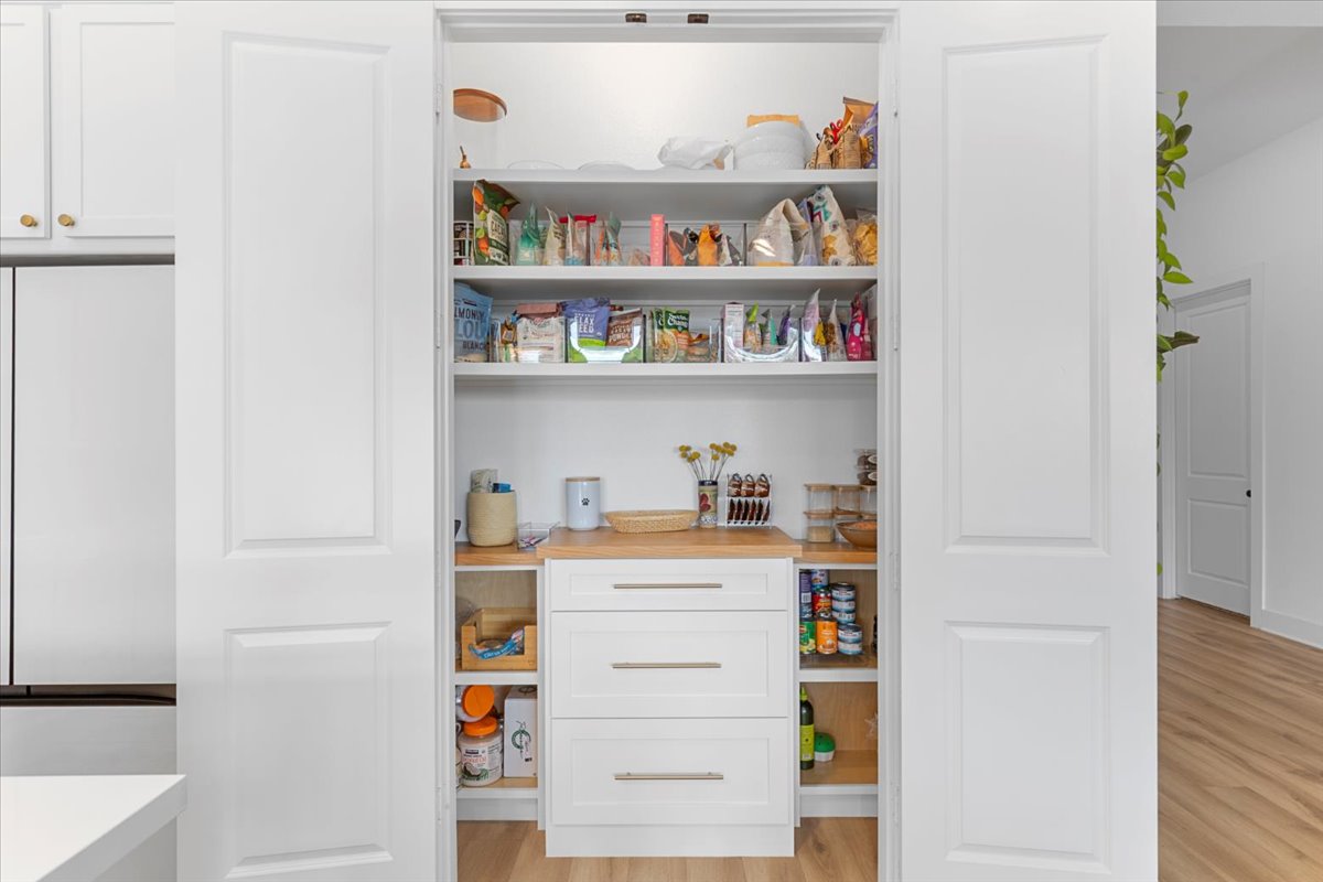 398 Trout River Road Kyle, TX 78640 - Photo 14 of 40 View of pantry