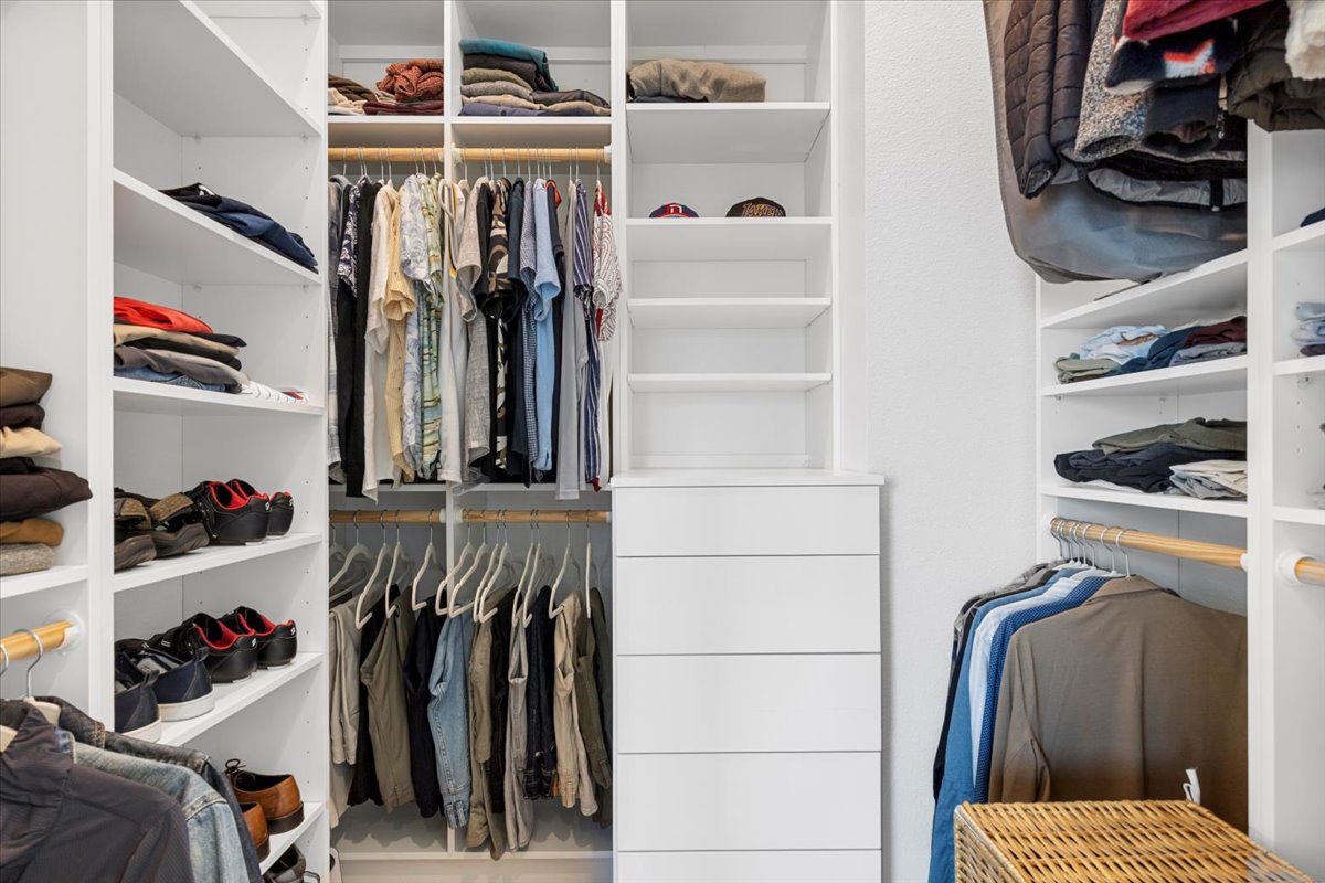 398 Trout River Road Kyle, TX 78640 - Photo 23 of 40 View of walk in closet