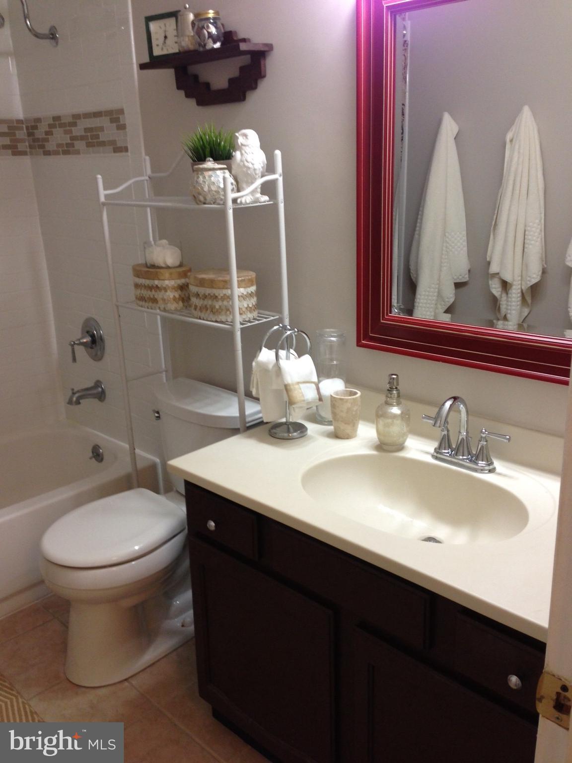 11 Marlyn Road Newark, DE 19713 - Photo 19 of 34 Master bathroom
