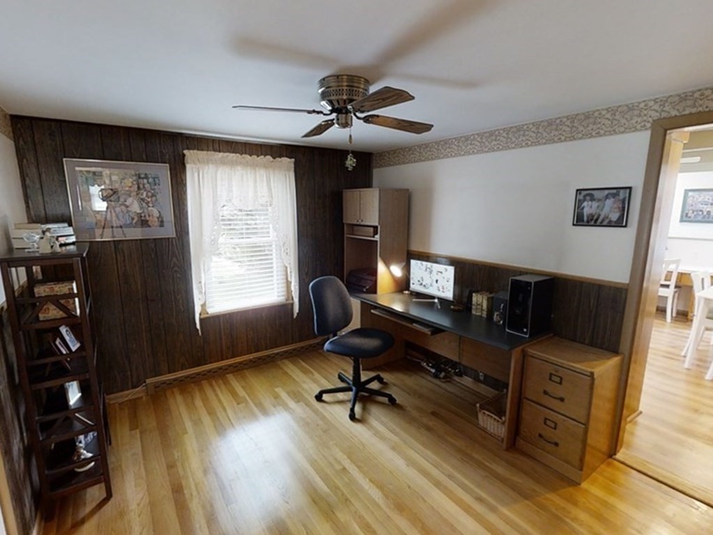 690 Trull Road Tewksbury, MA 01876 - Photo 10 of 31 Gallery Image 10