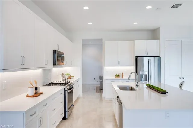 $1,099,000 | 12775 Woodbury Drive, Estero, FL 33928