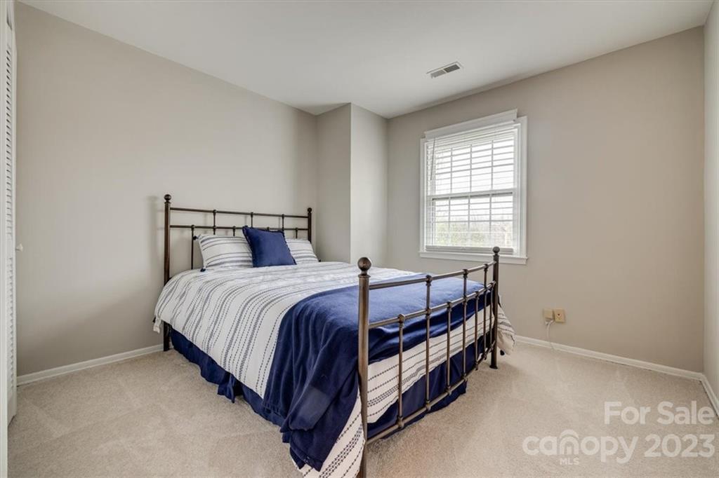 8336 Knights Bridge Road Charlotte, NC 28210 - Photo 16 of 39 Gallery Image 16