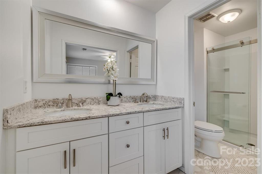 8336 Knights Bridge Road Charlotte, NC 28210 - Photo 21 of 39 Gallery Image 21