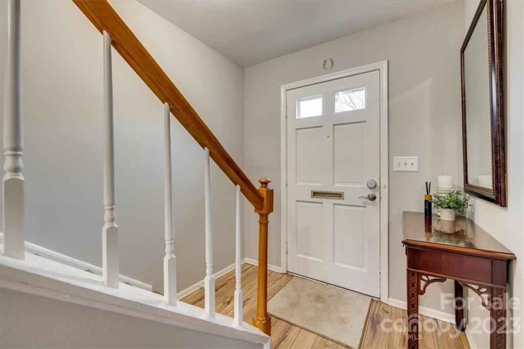 8336 Knights Bridge Road Charlotte, NC 28210 - Photo 3 of 39 Gallery Image 3