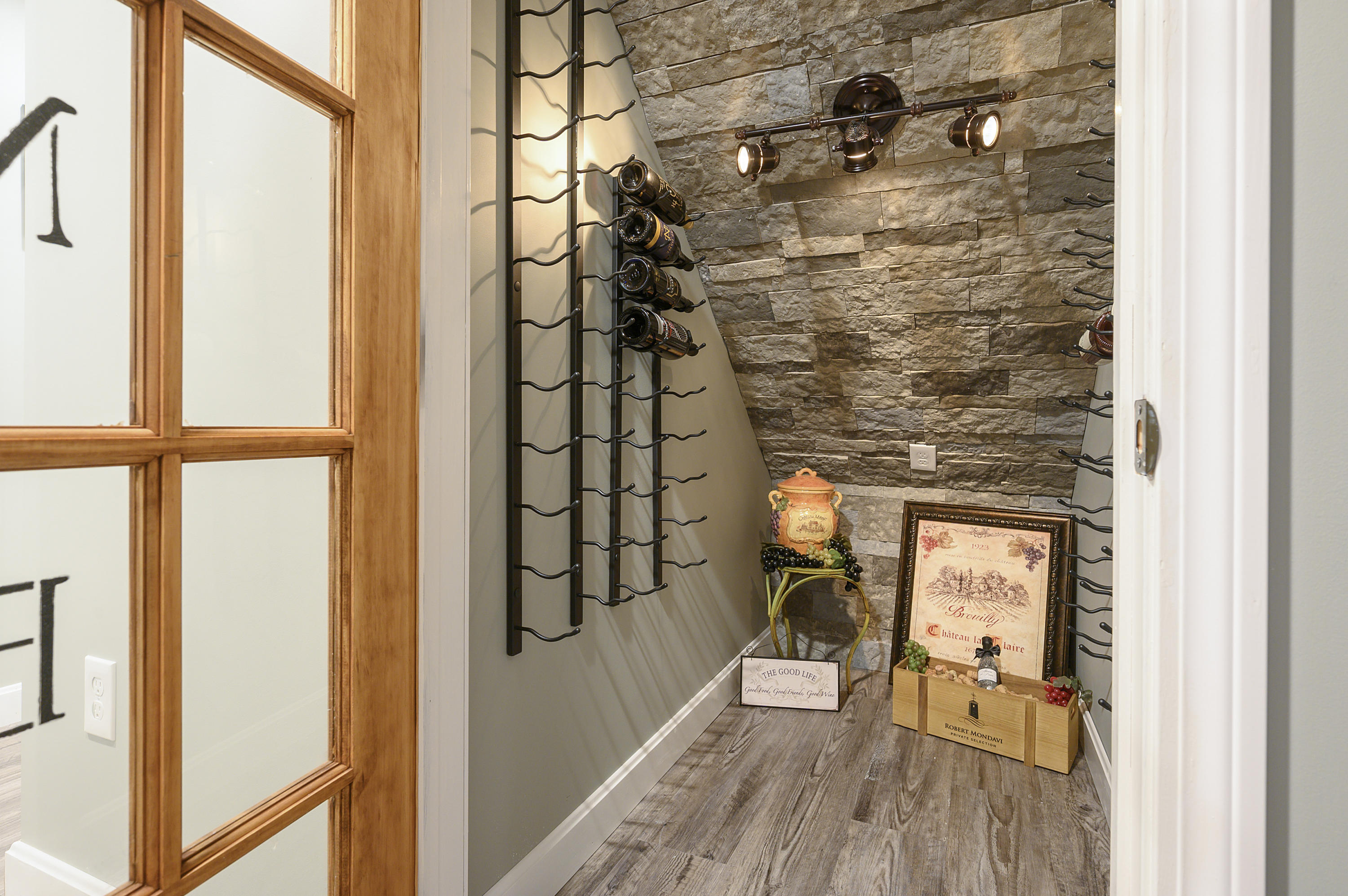 9 Bunker Circle Sandwich, MA 02563 - Photo 21 of 39 020-photo--8419208