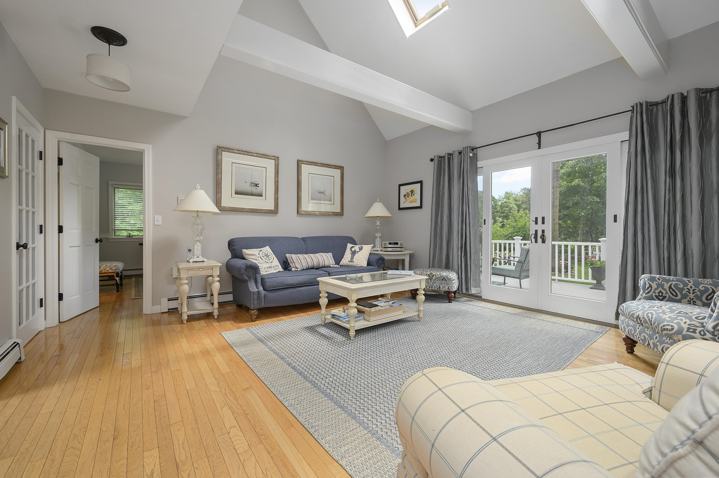 9 Bunker Circle Sandwich, MA 02563 - Photo 5 of 39 004-photo-living-room-8419191