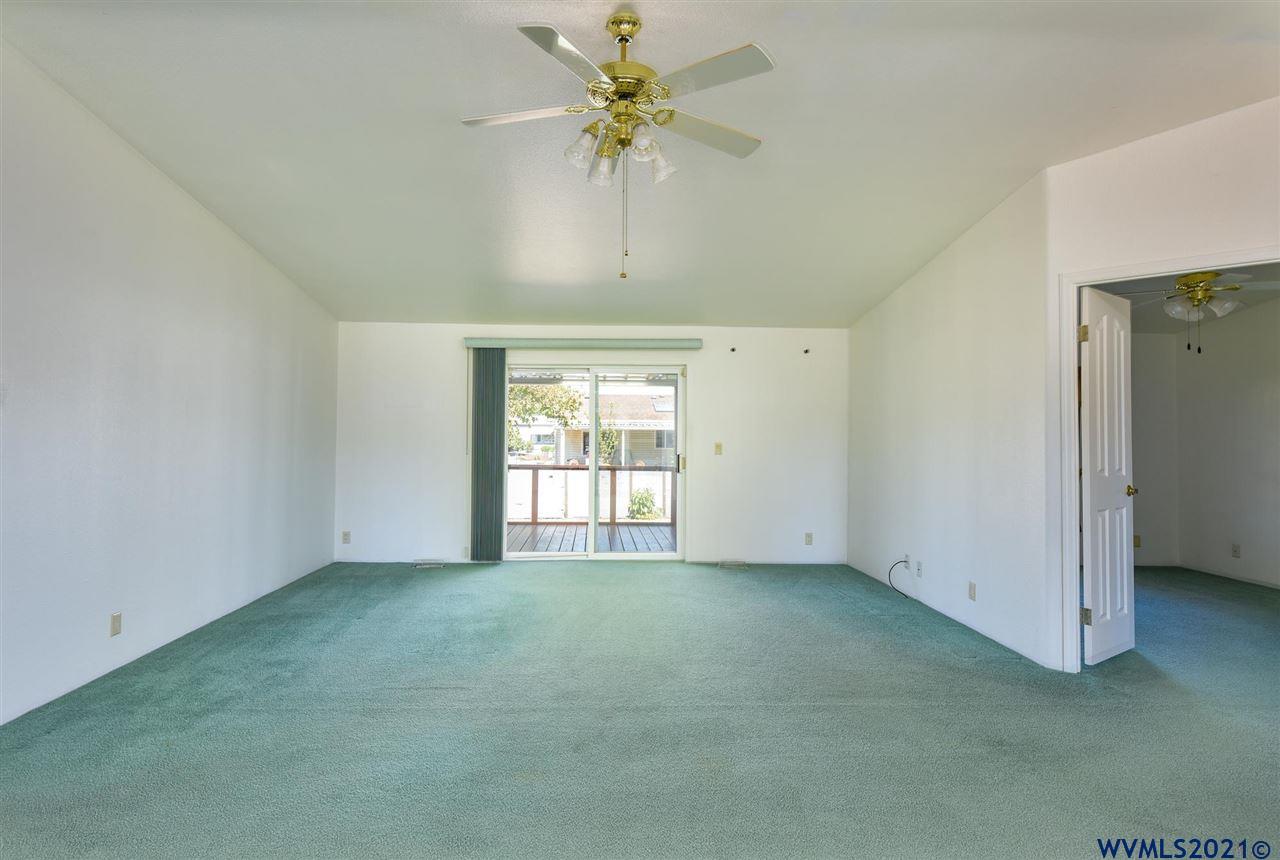 3075 Galena Loop Lebanon, OR 97355 - Photo 9 of 37 Gallery Image 9