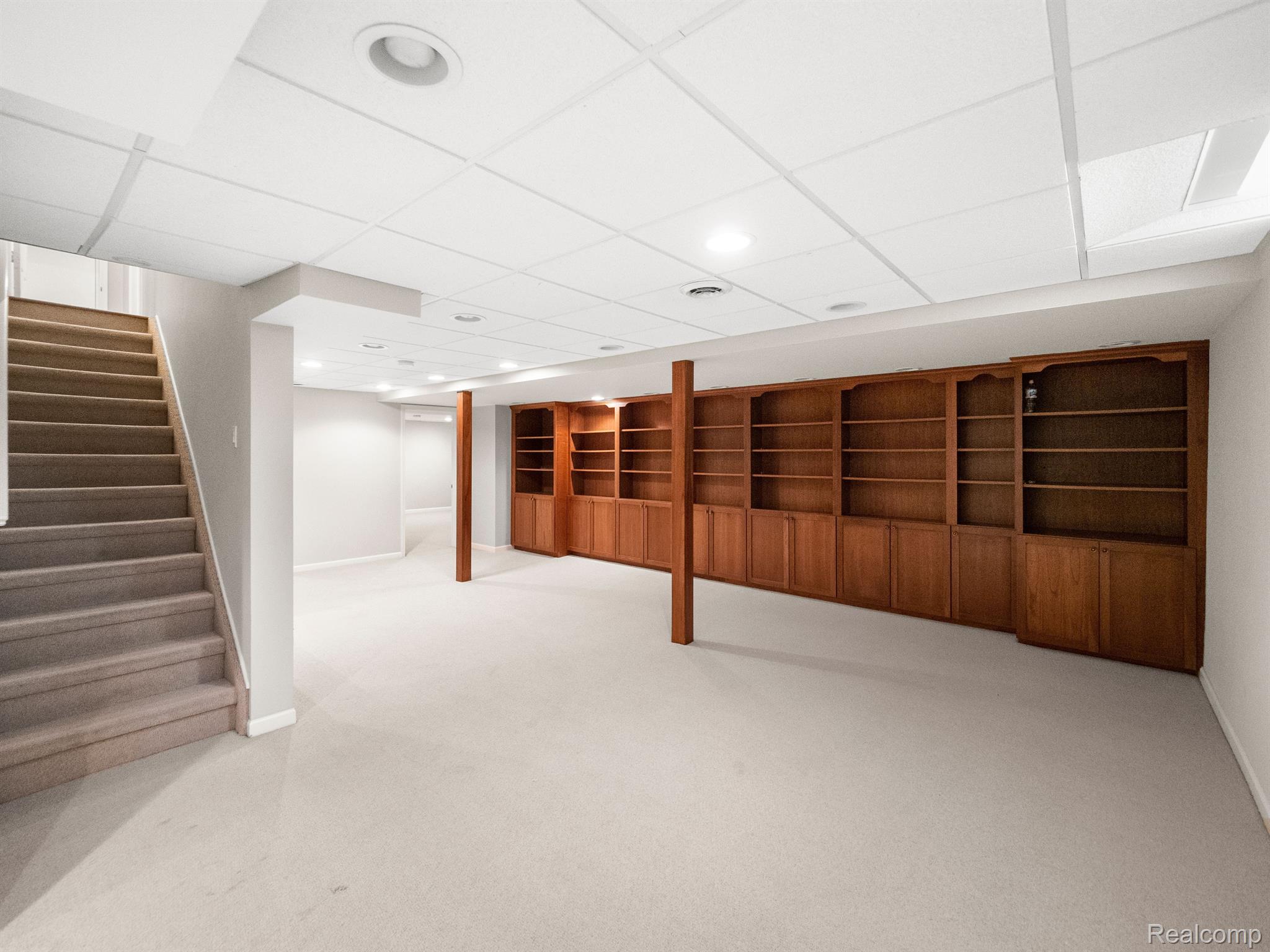 130 Guilford Road Bloomfield Hills, MI 48304 - Photo 29 of 38 Gallery Image 29