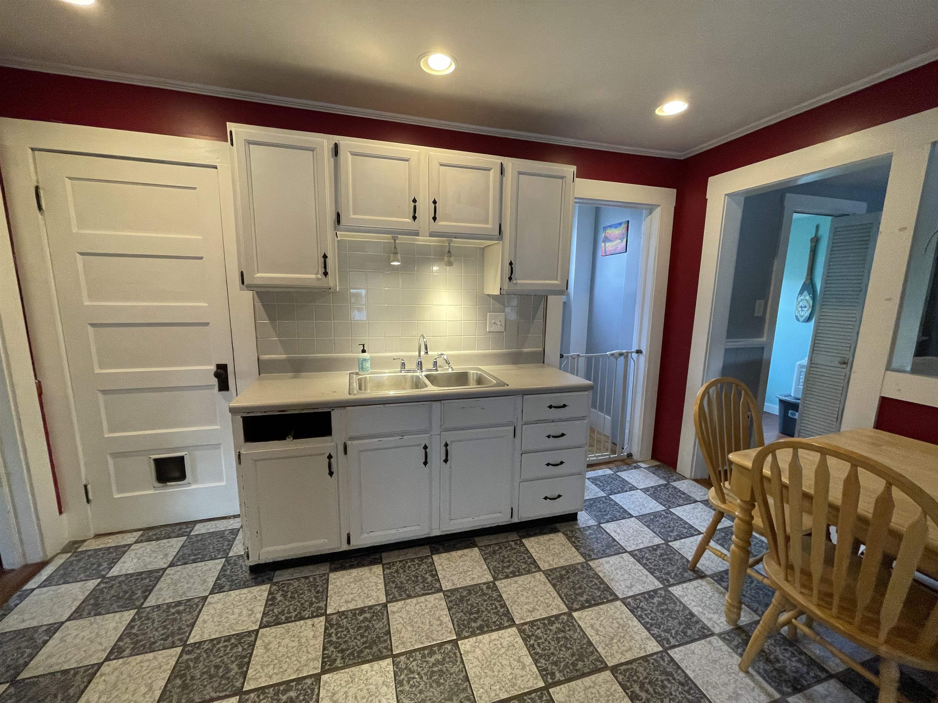 31 Williams Street Proctor, VT 05765 - Photo 9 of 27