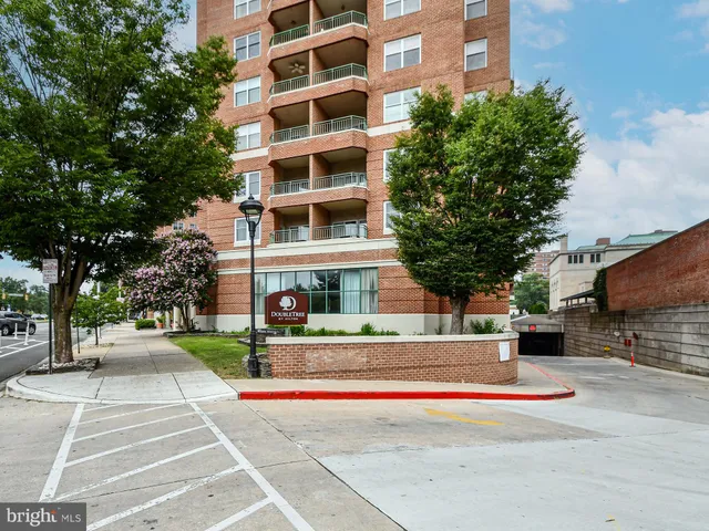 $394,900 | 3801 Canterbury Road, Unit 710, Baltimore, MD 21218