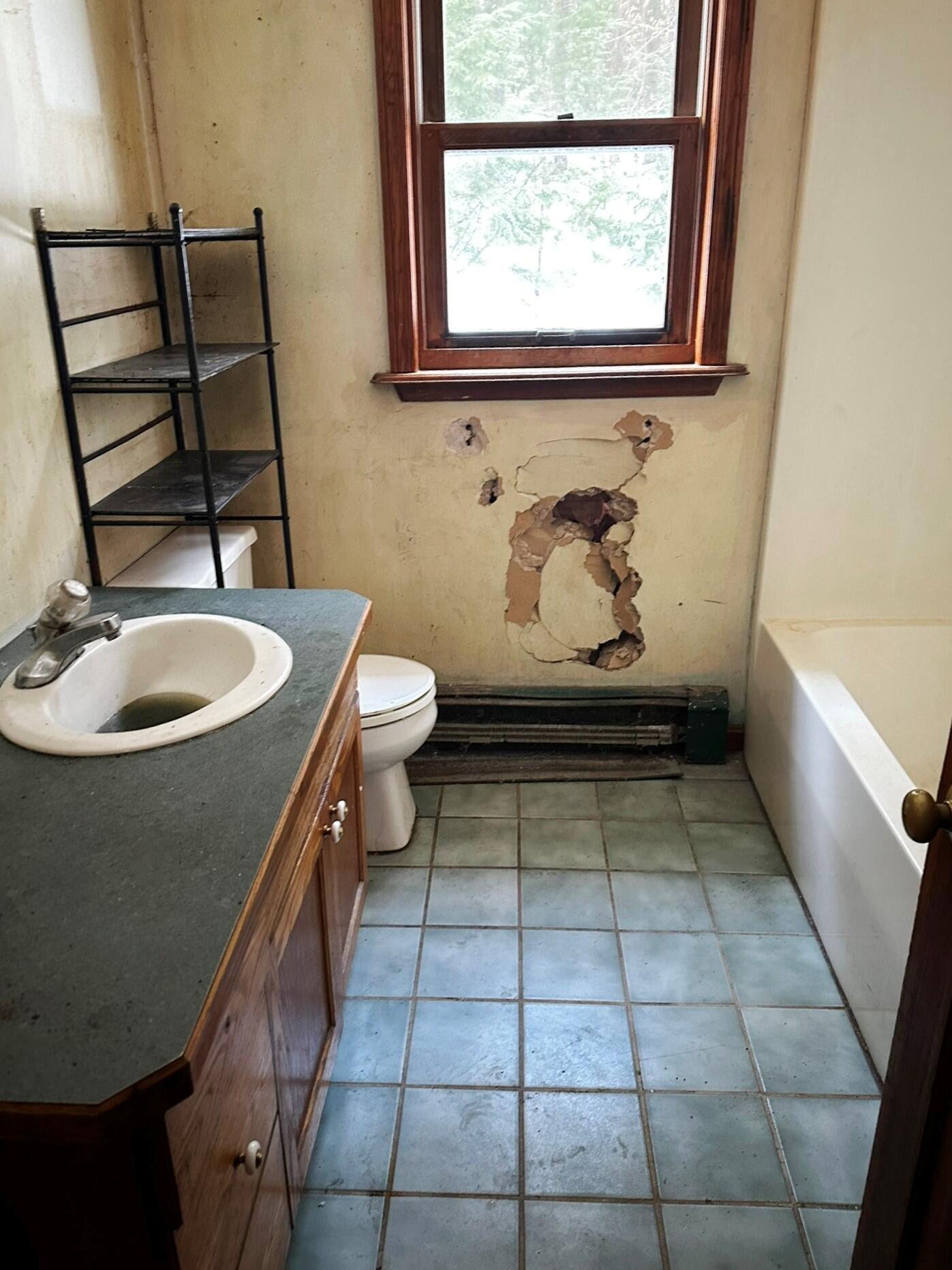 401 Burnham Road Bridgton, ME 04009 - Photo 20 of 34 IMG_5282