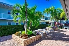 $1,775 | 637 12th Avenue South, Unit 637, Naples, FL 34102