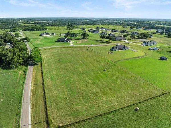 $425,000 | 2300 Kacy Way, Van Alstyne, TX 75495