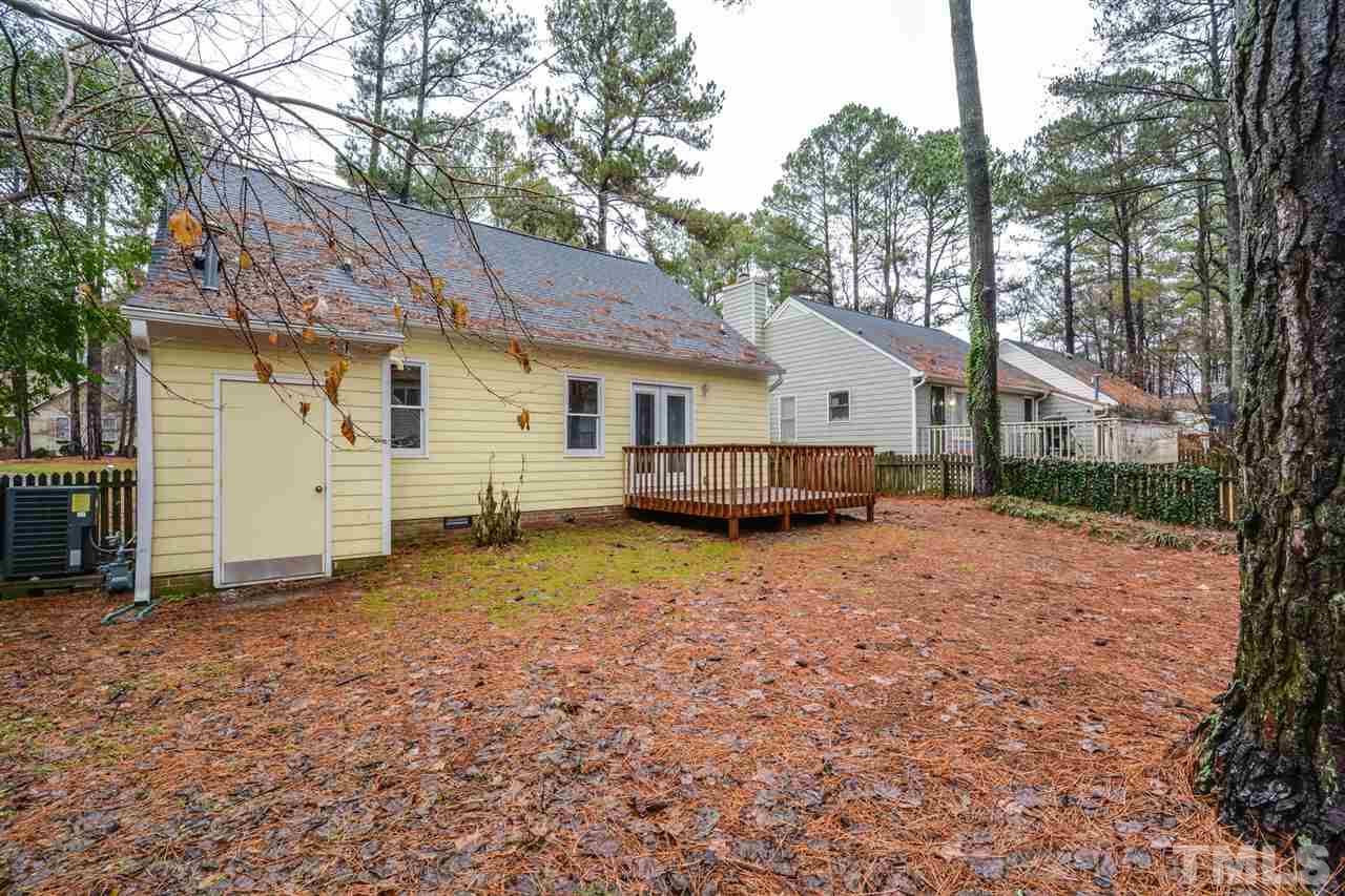 4616 Thurmount Place Raleigh, NC 27604 - Photo 5 of 17