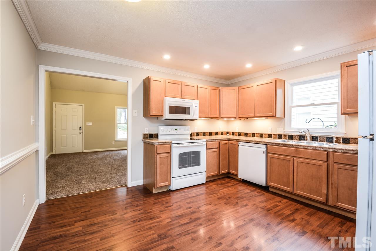 4616 Thurmount Place Raleigh, NC 27604 - Photo 7 of 17