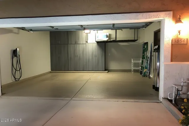 $2,250 | 3854 East Flower Street, Gilbert, AZ 85298