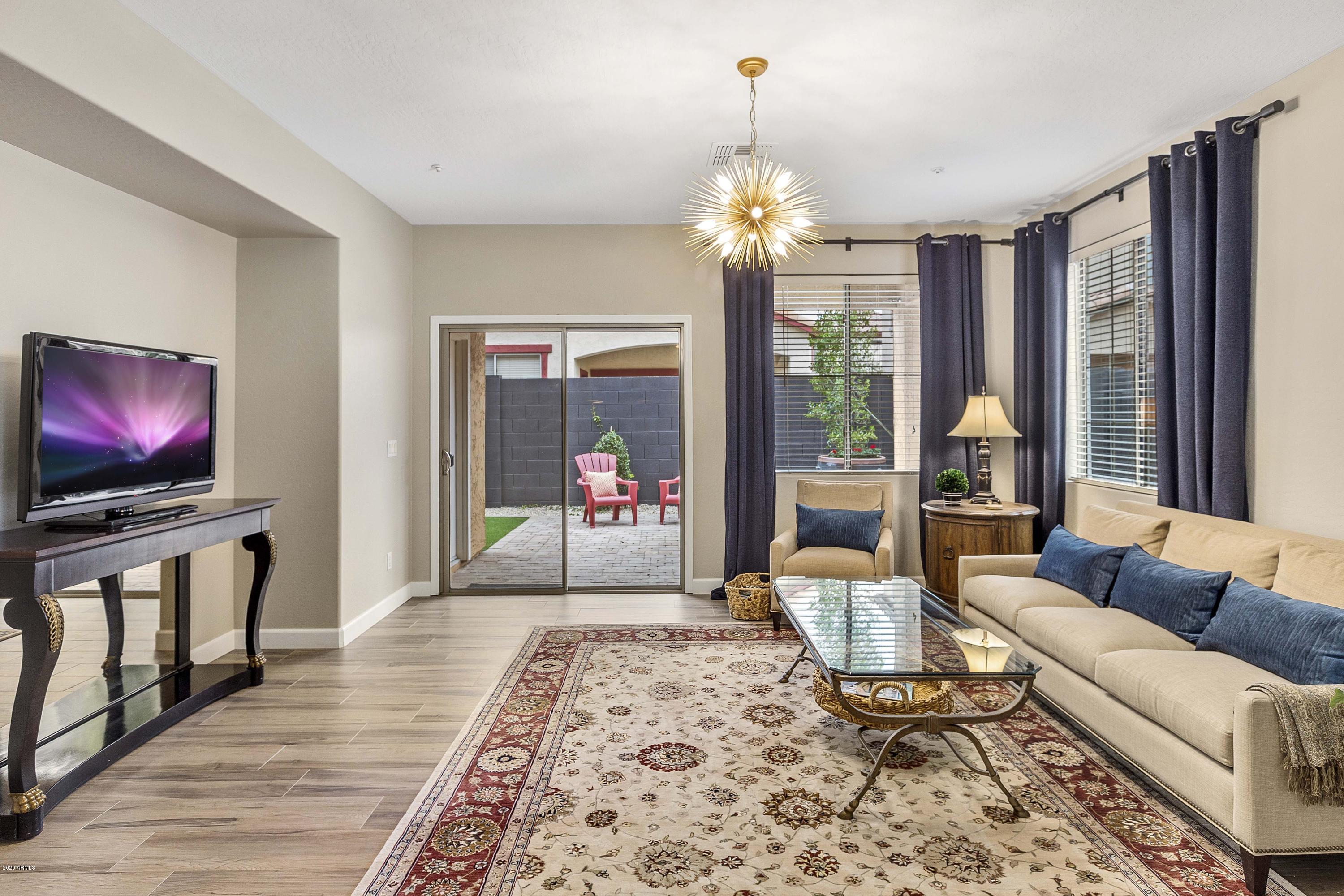 3854 East Flower Street Gilbert, AZ 85298 - Photo 3 of 20 Great Room