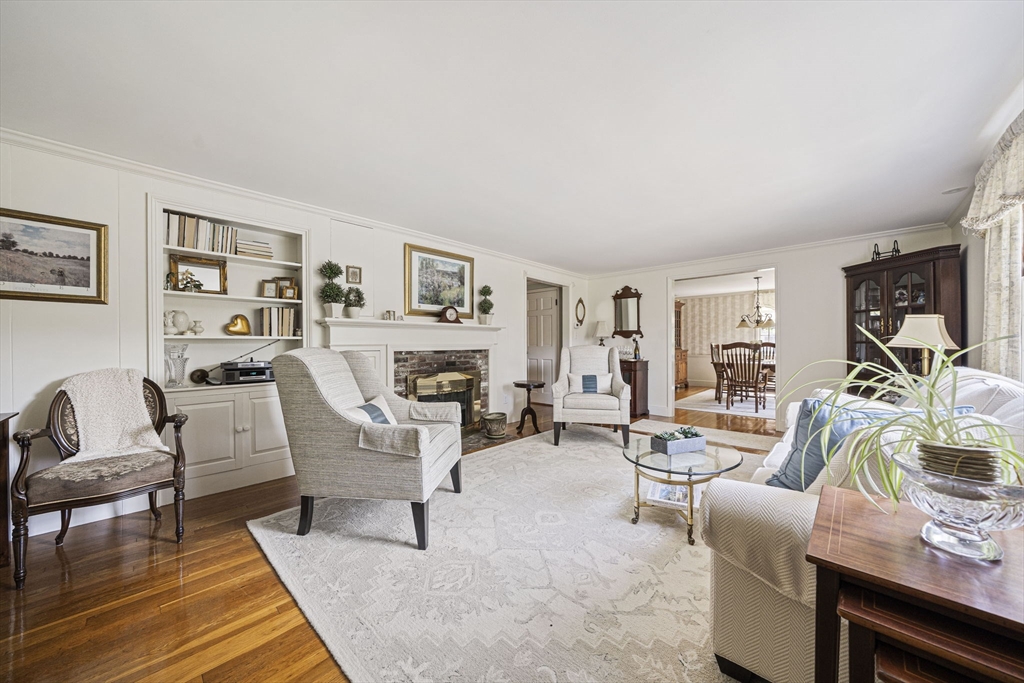 639 Main Street Hingham, MA 02043 - Photo 10 of 41 a living room with furniture and a wooden floor