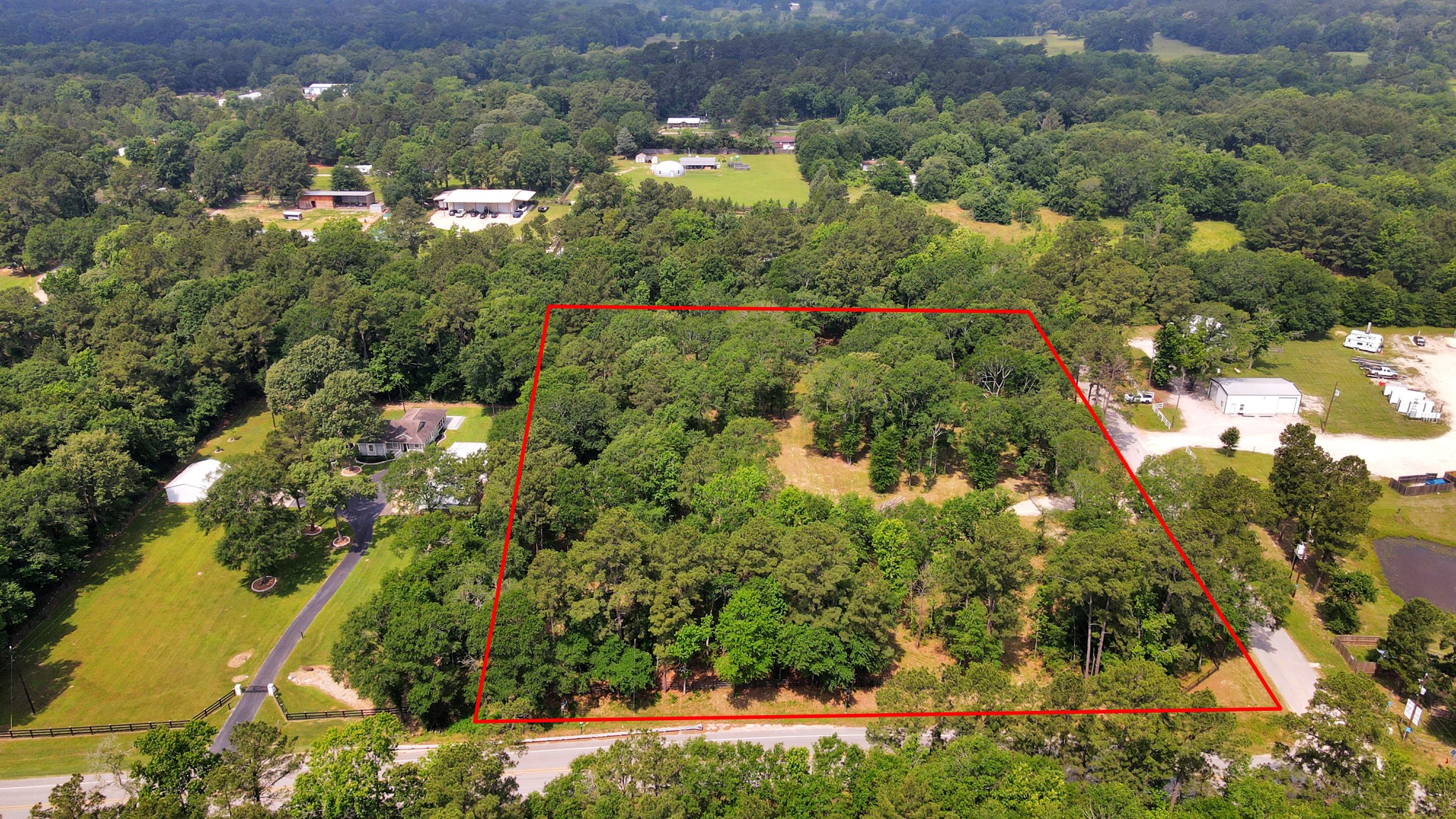 21765 Bailey Grove Road Montgomery, TX 77356 - Photo 8 of 27 an aerial view of a houses with yard