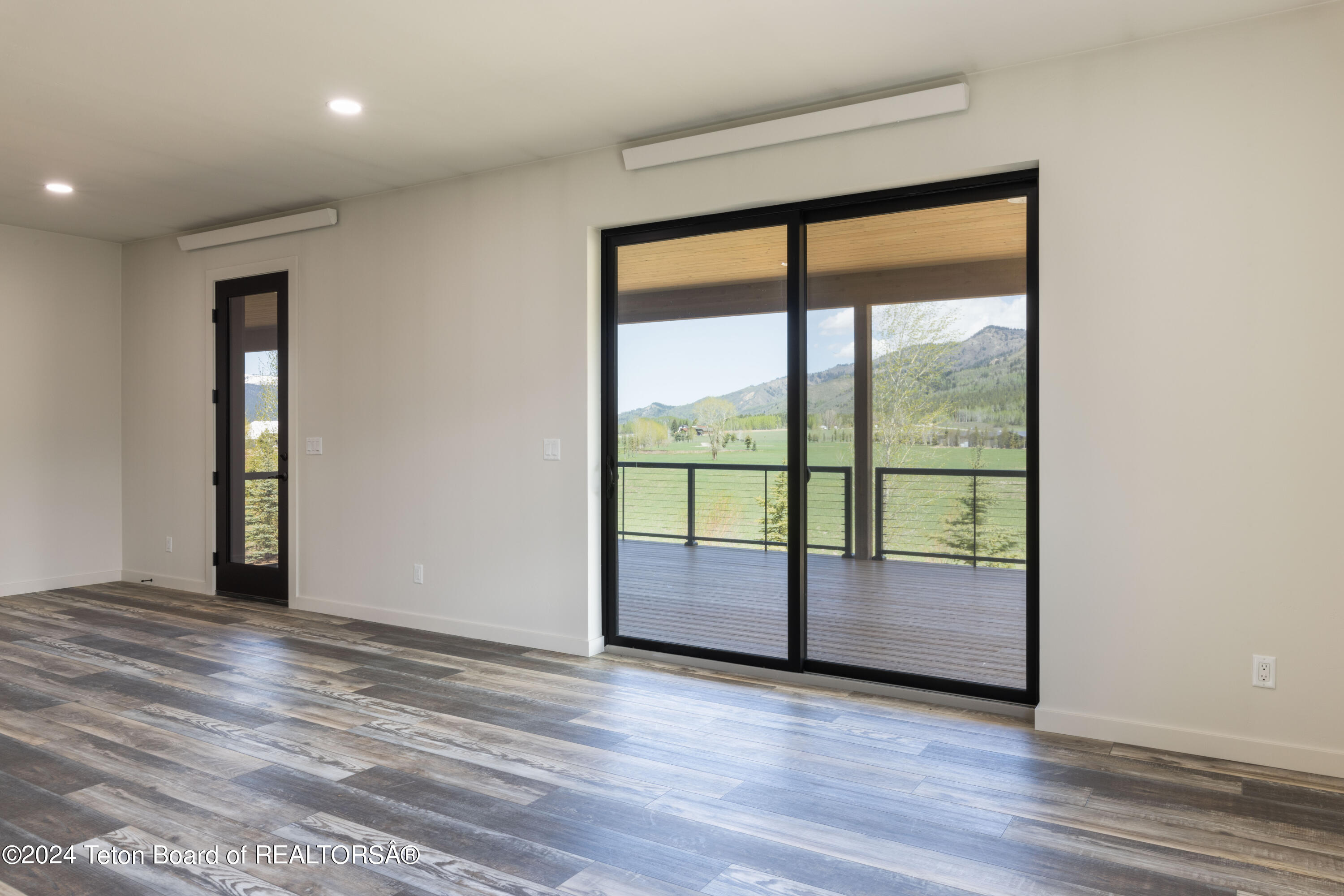 47 Village Lane Alpine, WY 83128 - Photo 11 of 20 Web 47 Alpine Village Loop-12