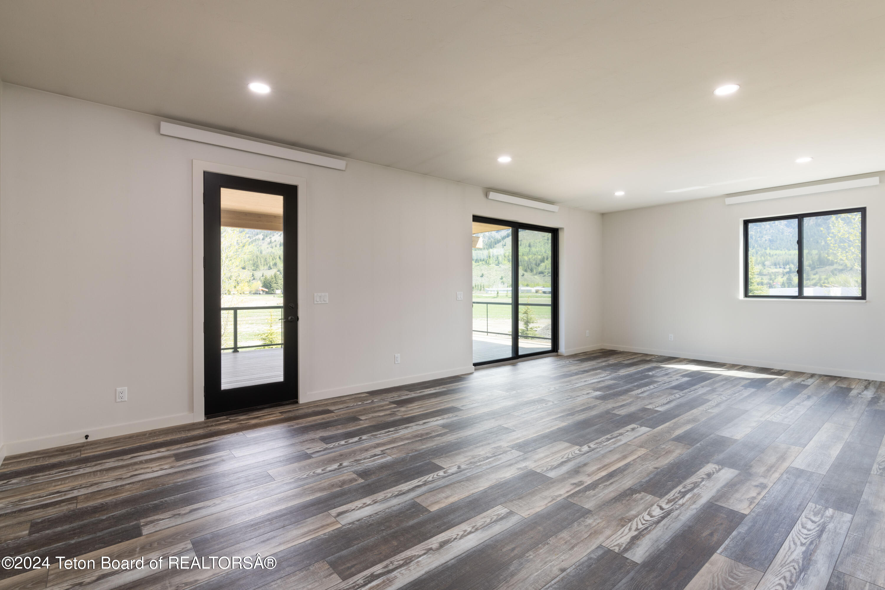 47 Village Lane Alpine, WY 83128 - Photo 12 of 20 Web 47 Alpine Village Loop-10