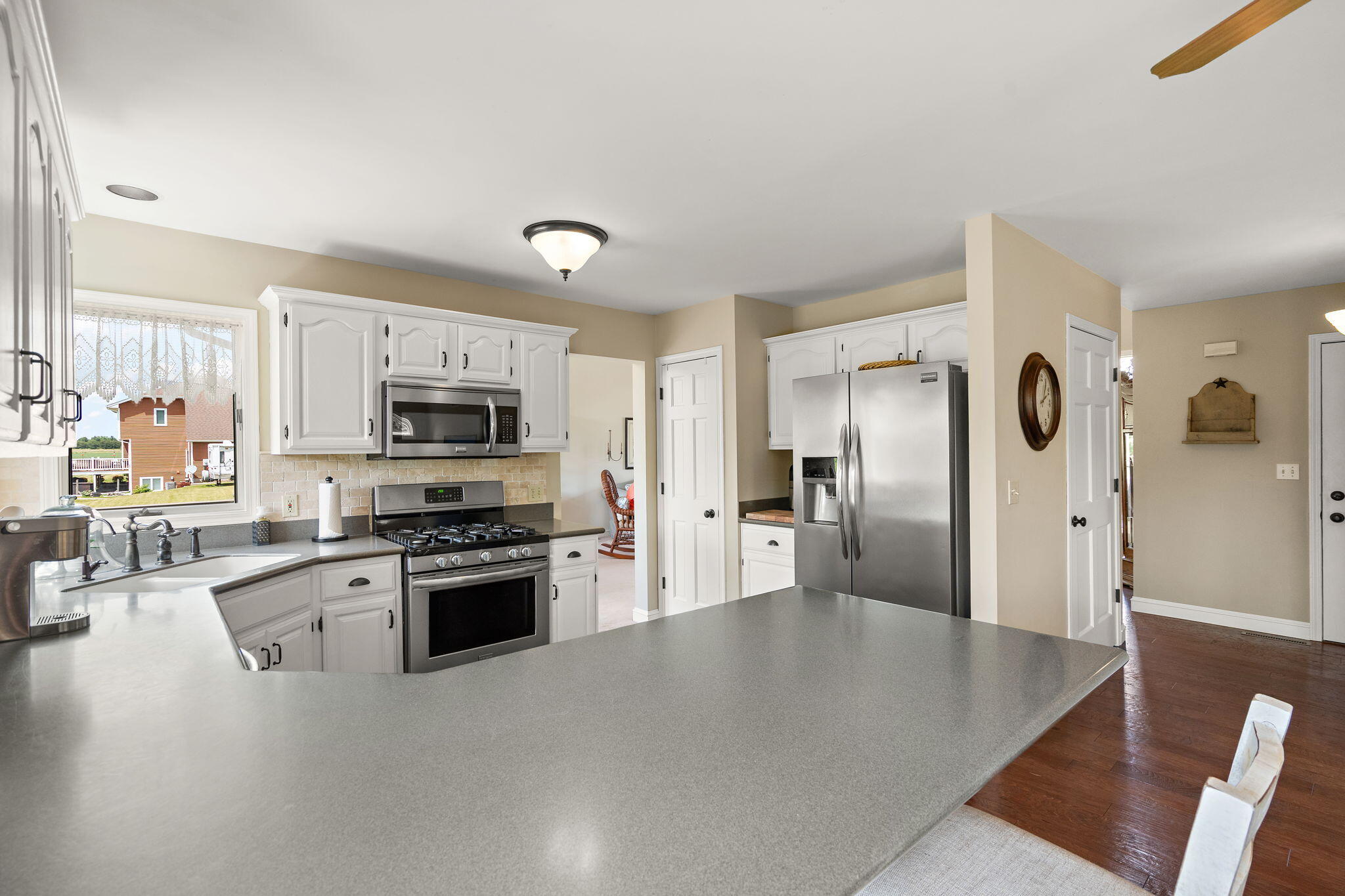 16368 Madison Street Lowell, IN 46356 - Photo 15 of 39 2048x1365