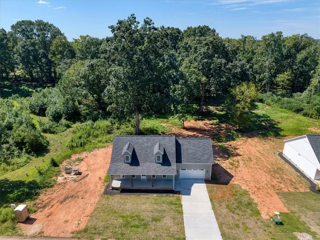 $384,900 | 127 Boxwood Lane, Anderson, SC 29621