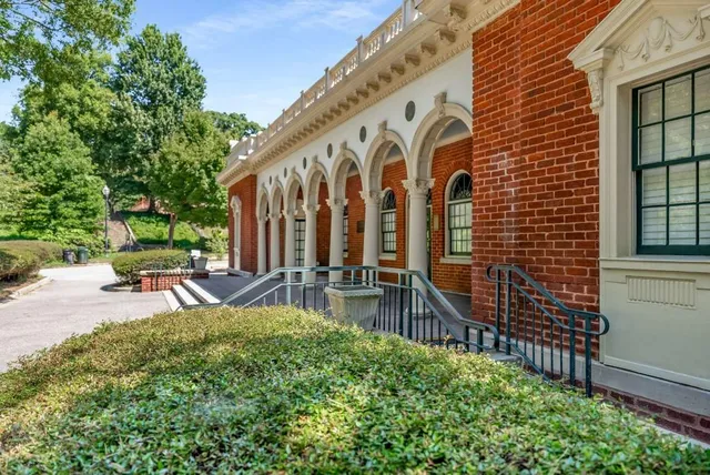 $380,000 | 1055 Piedmont Avenue Northeast, Unit 207, Atlanta, GA 30309