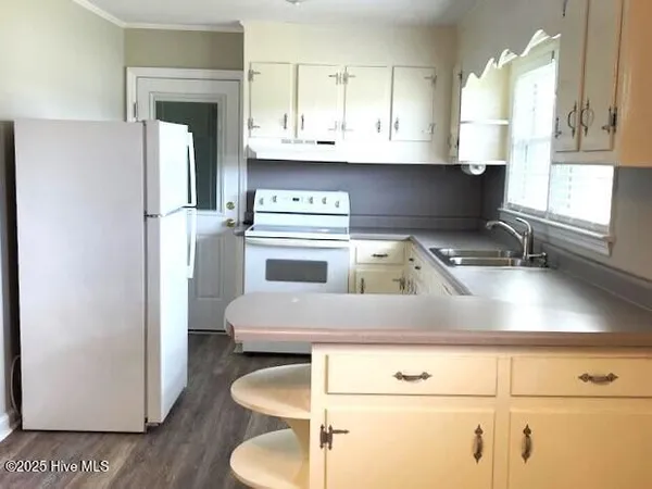 $1,400 | 2064 Fountaintown Road, Chinquapin, NC 28521